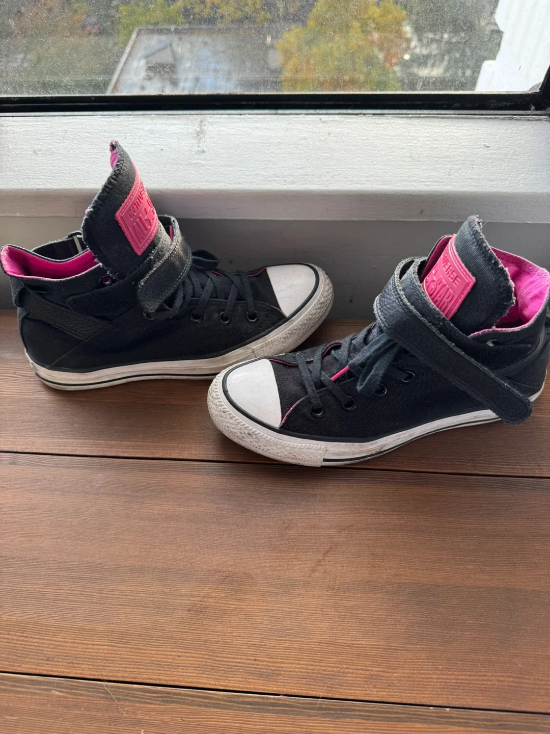 Converse All Star High Top Sneakers - Black & Pink image indicator(3)