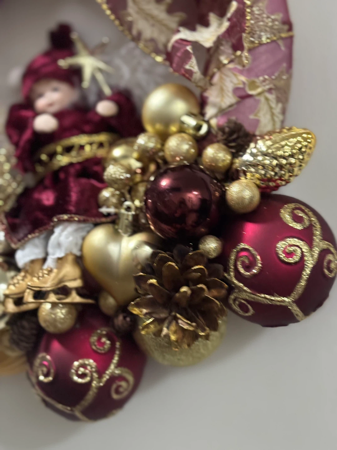 12” Christmas Angel Wreath Decoration - photo 5