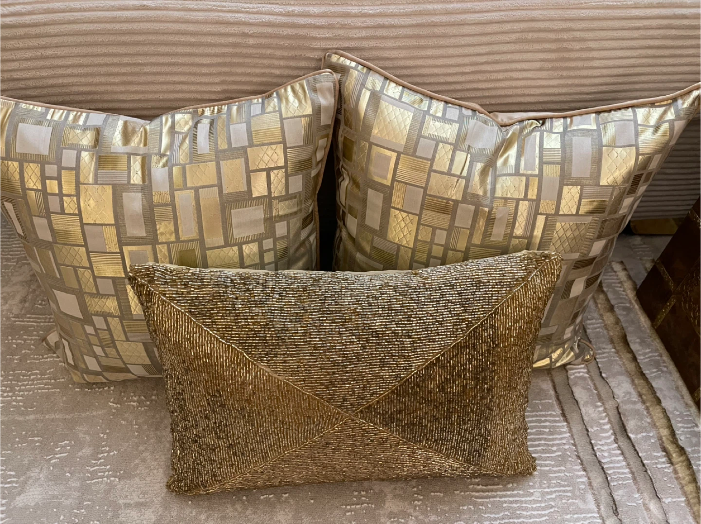 Decorative Gold Pillows - photo 3