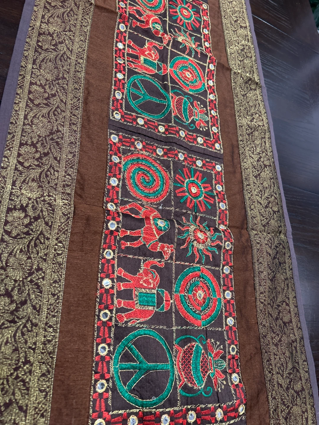 Embroidered Brown Table Runner Brocade, silk and cotton - photo 2