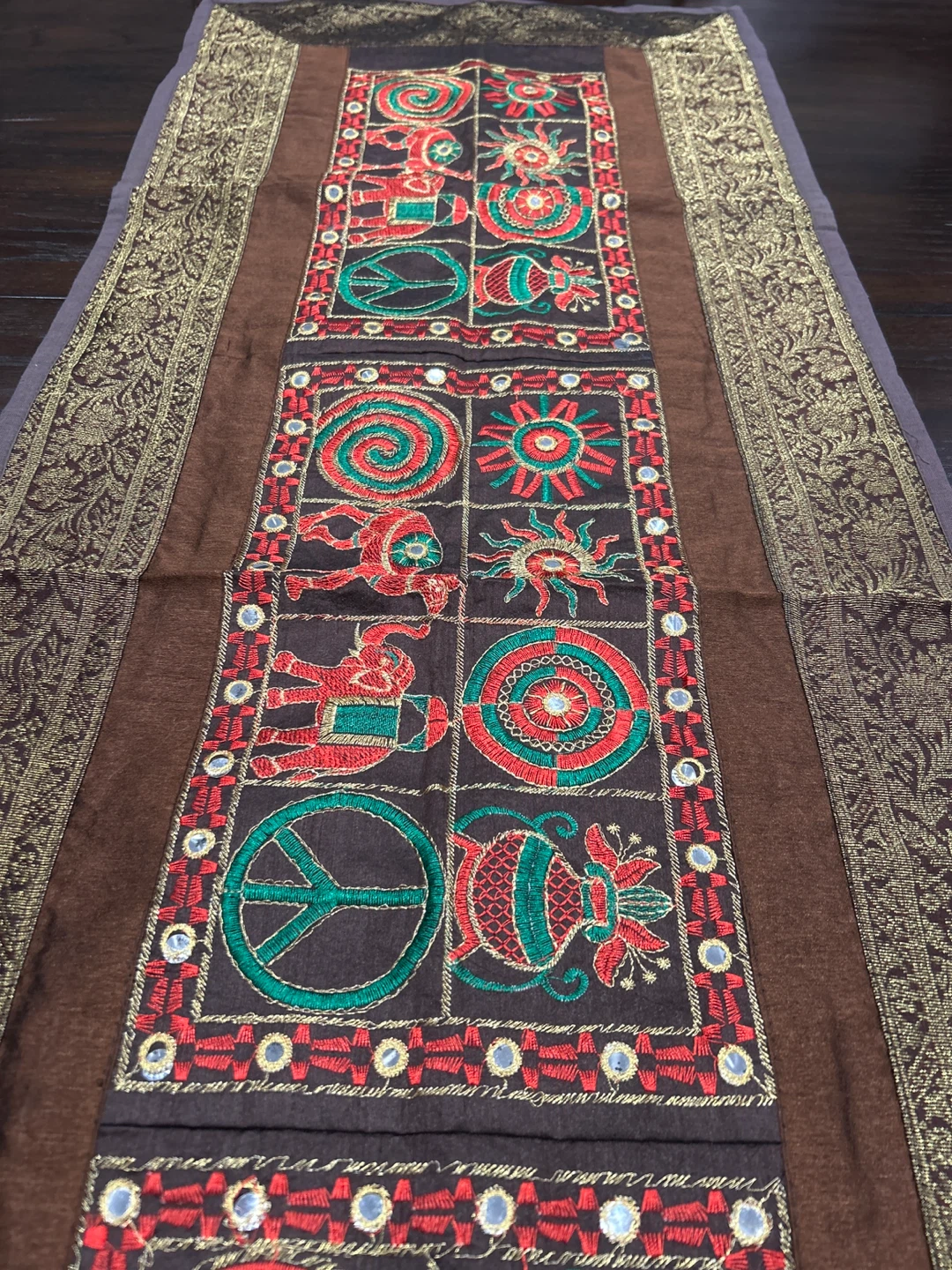 Embroidered Brown Table Runner Brocade, silk and cotton - photo 3