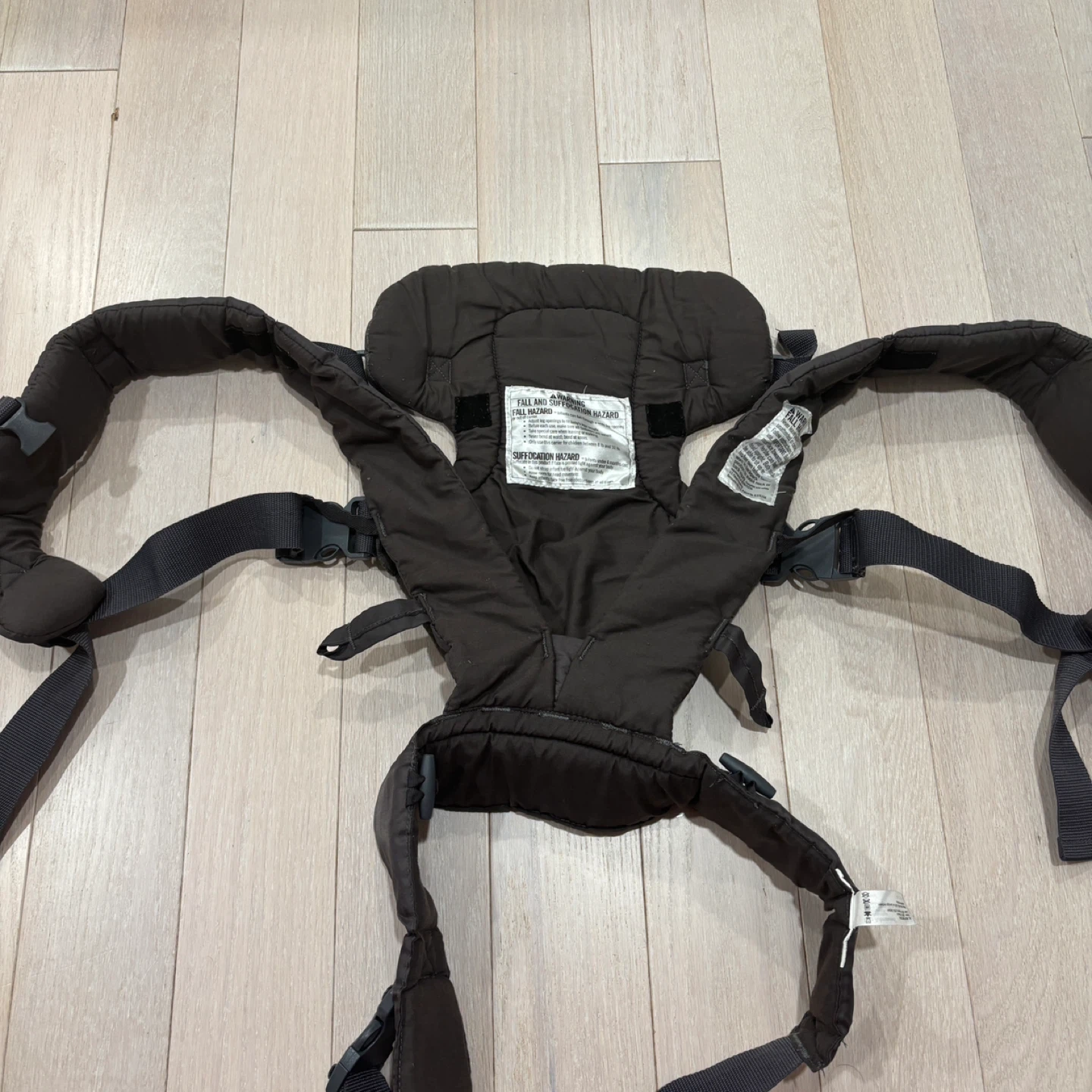 Infantino Flip 4-In-1 Convertible Baby Carrier Gray - photo 5