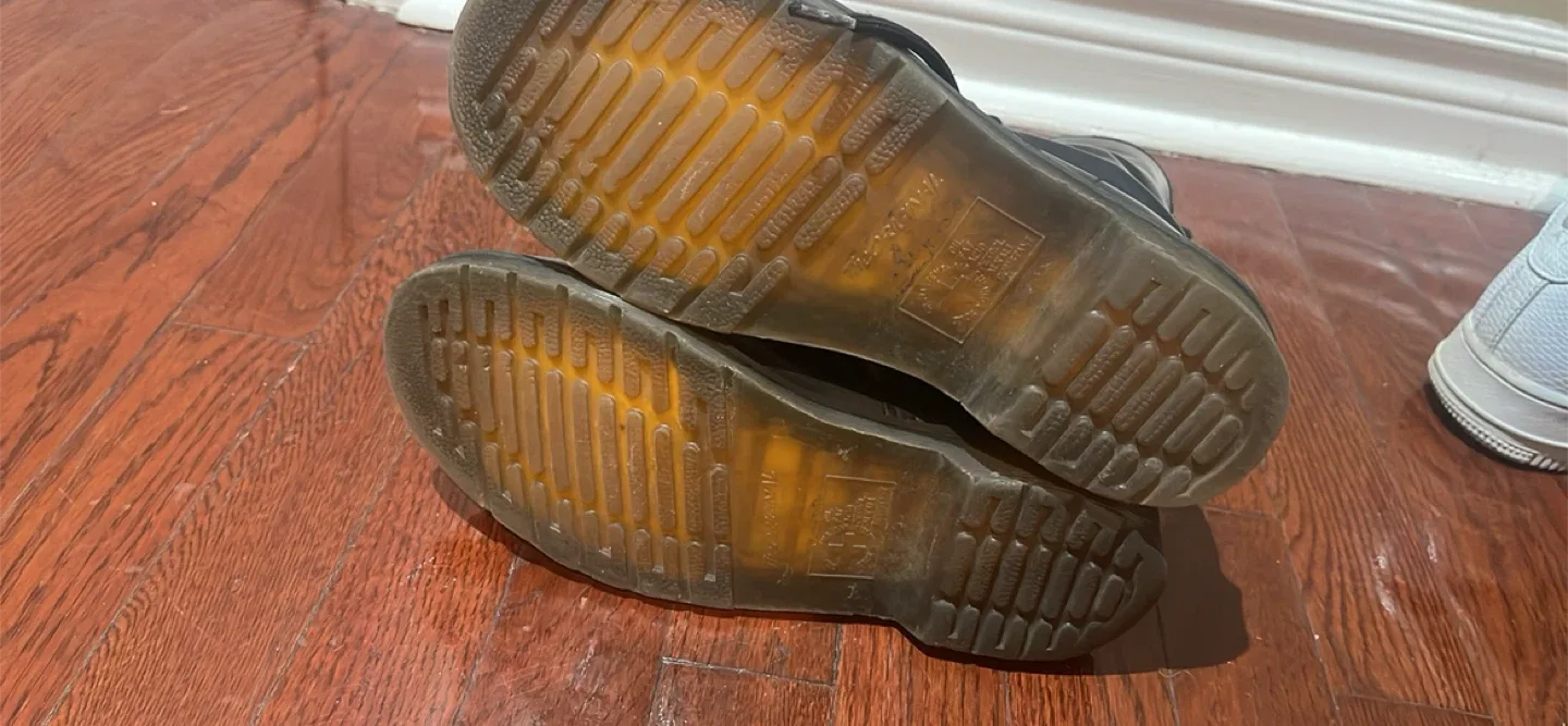 Dr. Martens Black Leather Boots W7 image indicator(2)