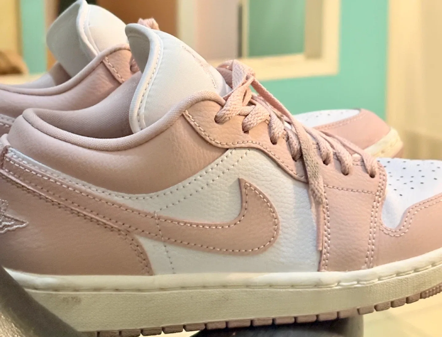 Nike Air Jordan 1 Low SE Atmosphere Pink image indicator(3)