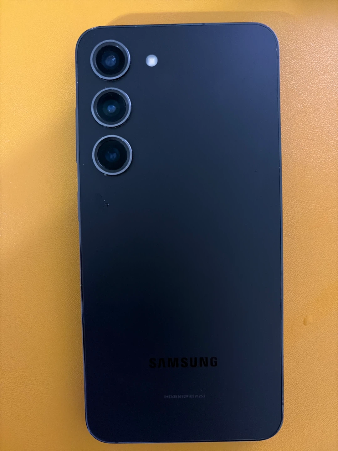 Samsung Galaxy S23 - Black