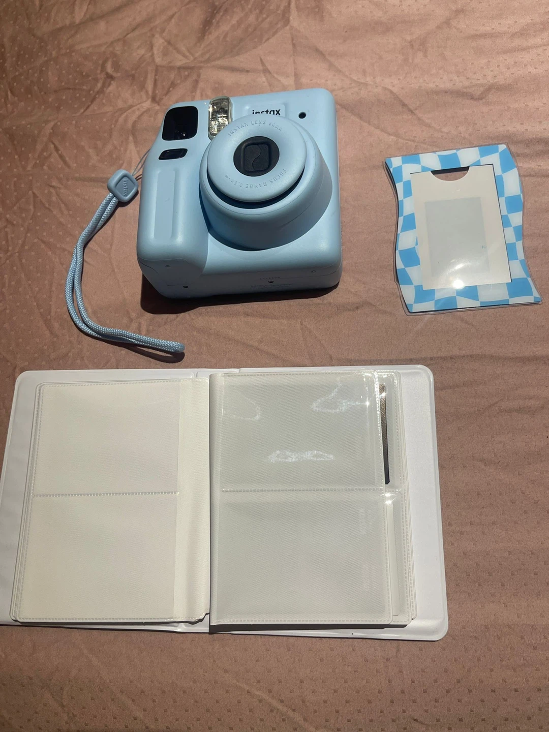 Fujifilm Instax Mini SE Instant Camera Bundle - photo 2