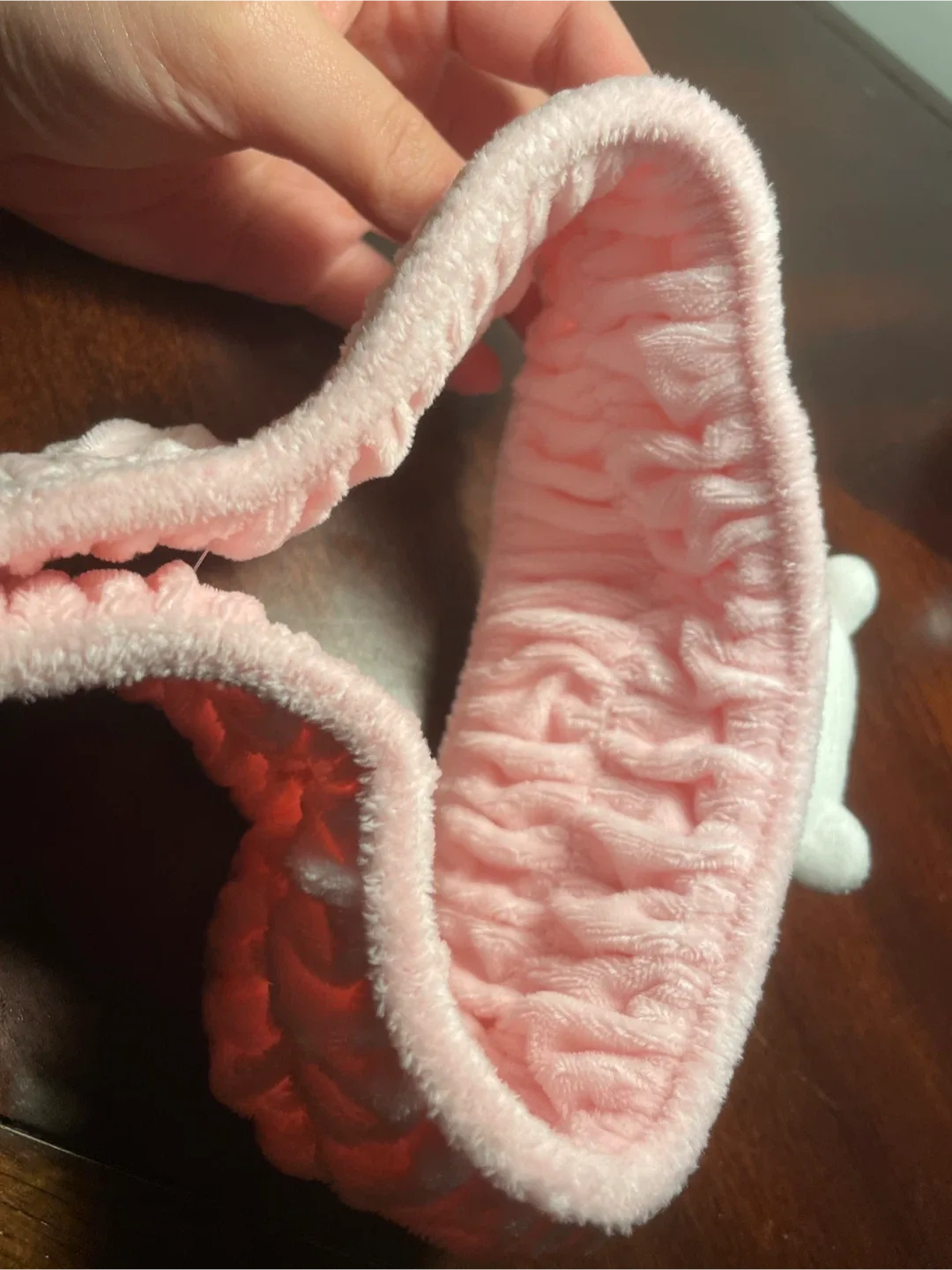 Chiikawa Pink Plush Headband - New image indicator(3)