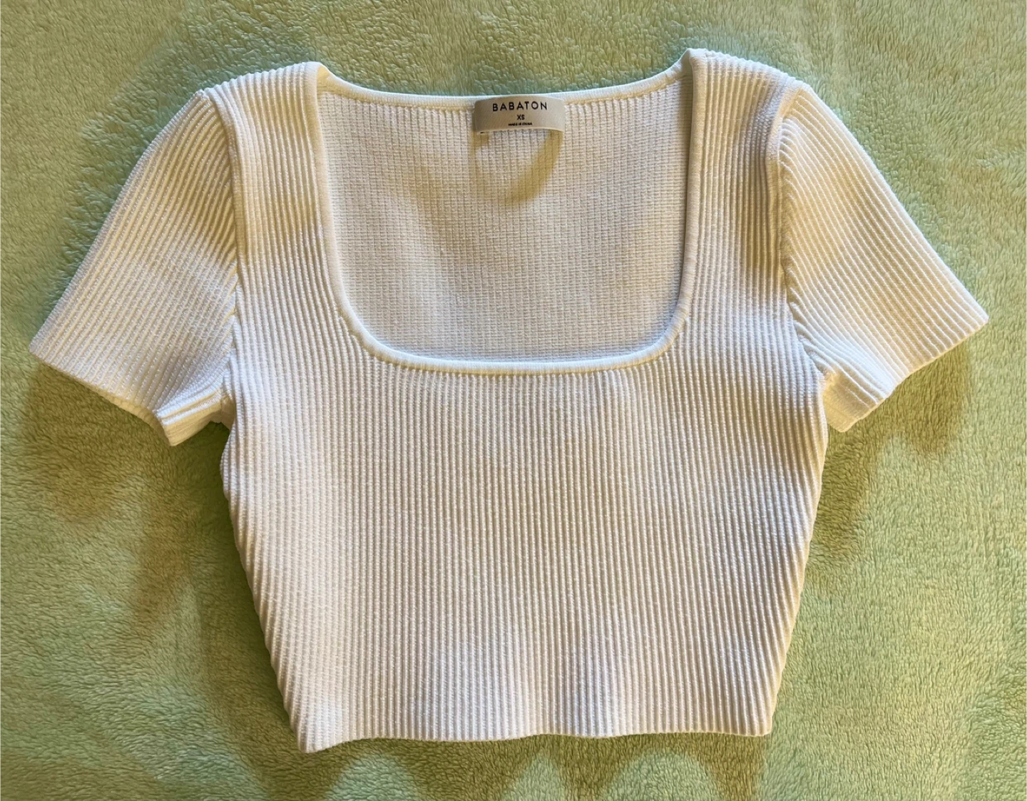 Babaton White Ribbed Crop Top - Size XS - photo 3