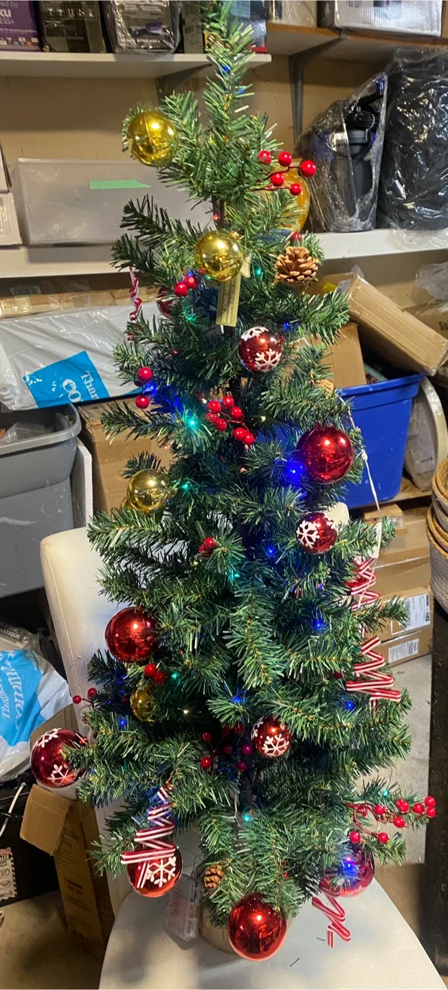 Vlorart  48” Artificial Christmas Tree image indicator(5)