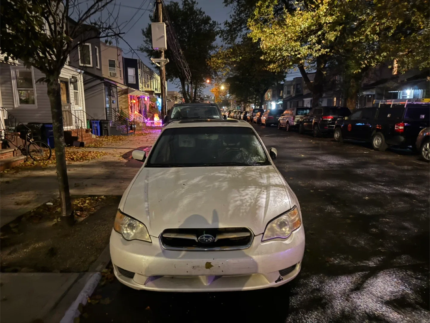 Subaru Legacy Sedan image indicator(2)