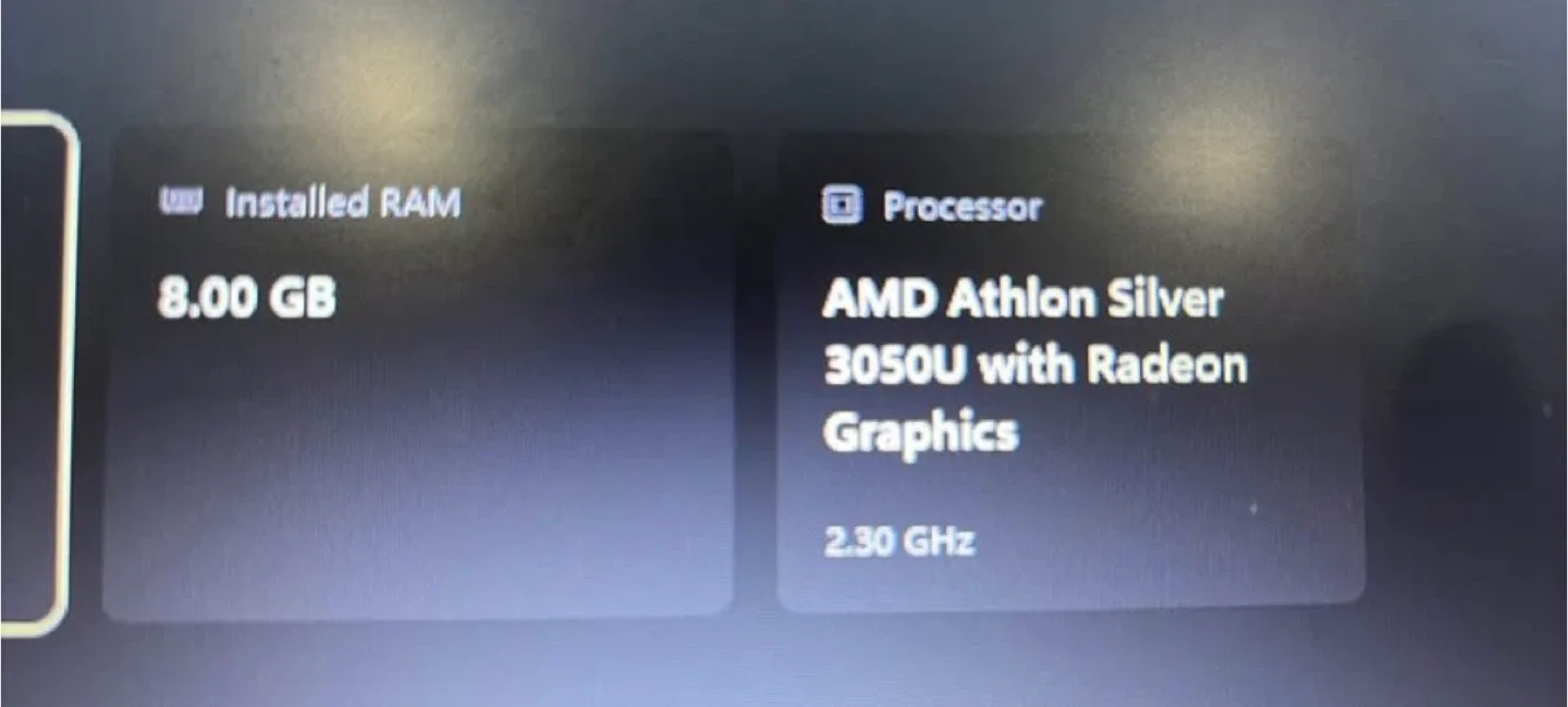 Acer Laptop - AMD Athlon Silver 3050U, 8GB RAM image indicator(3)