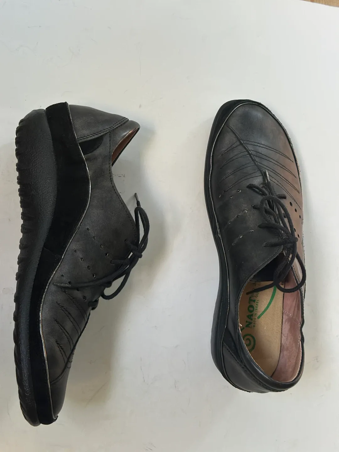 Like NEW! NAOT Leather Shoes - Size EUR 39 / US 8-8.5 image indicator(6)