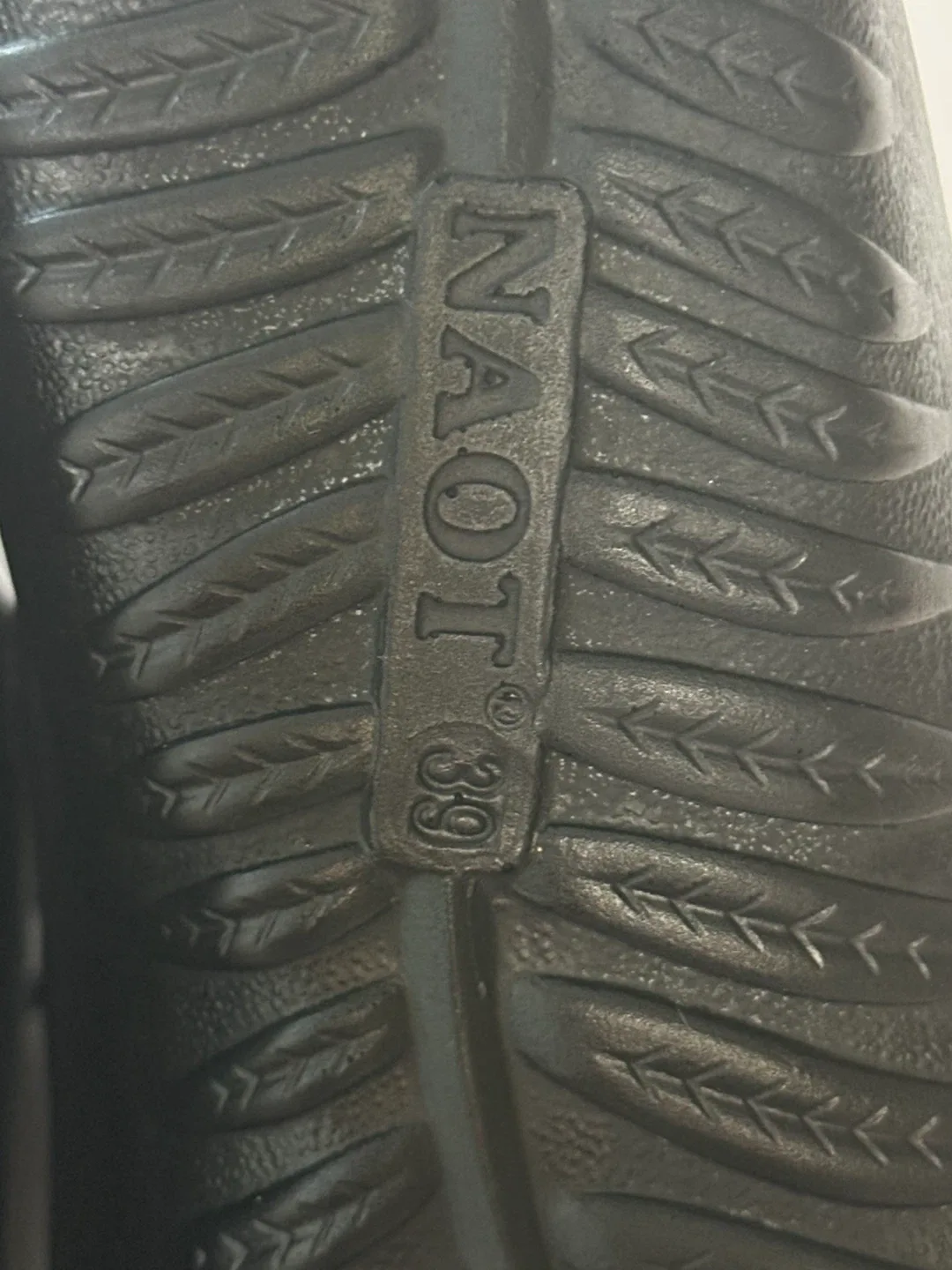 Like NEW! NAOT Leather Shoes - Size EUR 39 / US 8-8.5 image indicator(9)