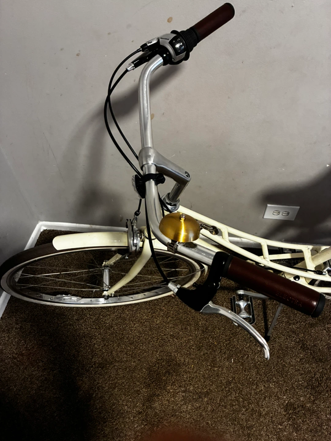 Electra Loft 7i Step-Thru Bike - Cream - photo 4
