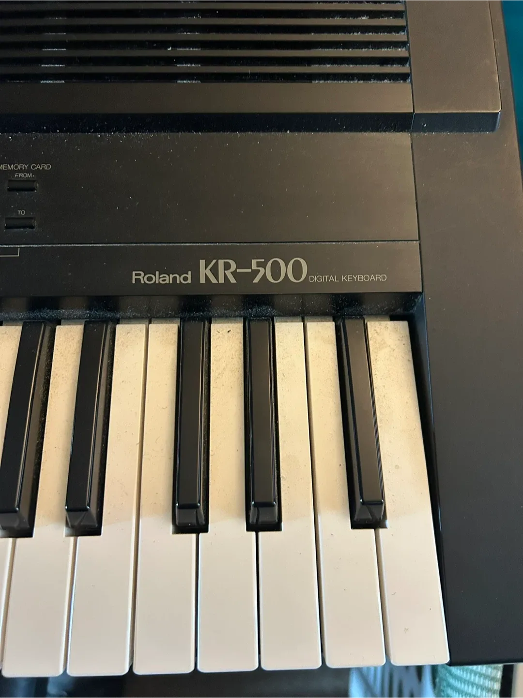 Roland KR-500 Digital Keyboard with Bench image indicator(2)