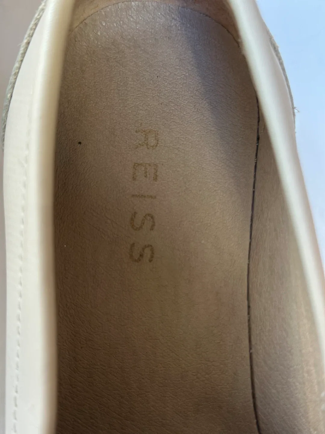 Like NEW!  REISS Chunky Leather Loafers Size EUR 37/ US 6-6.5 image indicator(6)
