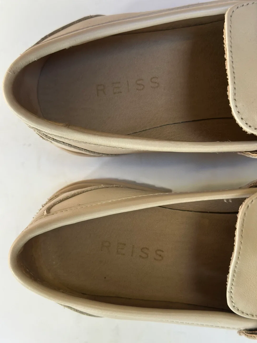 Like NEW!  REISS Chunky Leather Loafers Size EUR 37/ US 6-6.5 image indicator(7)