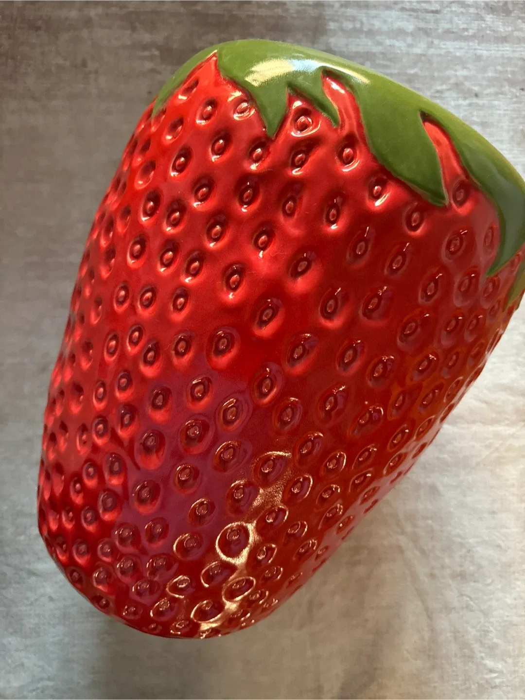 Urban Outfitters Strawberry Side Table image indicator(4)