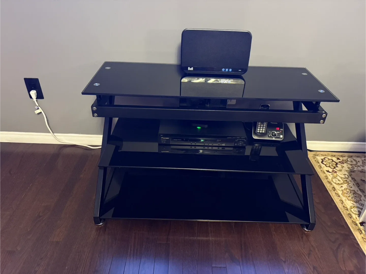 Black Glass TV Stand image indicator(3)