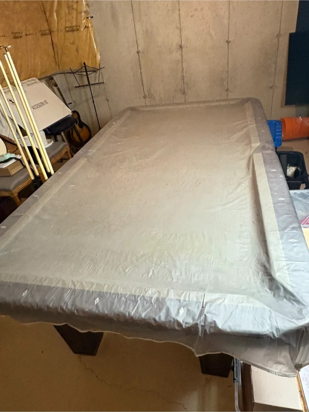 Le Baron Authentic 8ft Pool Table with Accessories image indicator(3)