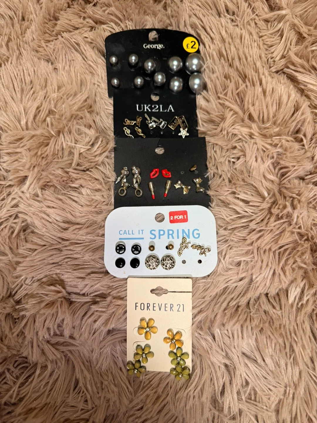 Collection of earrings thumbnail