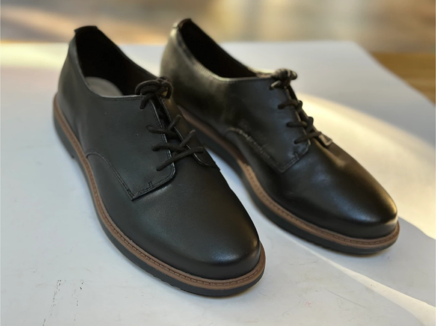 NEW WITH TAGS!  CLARKS Women’s Leather Shoes - US 8.5