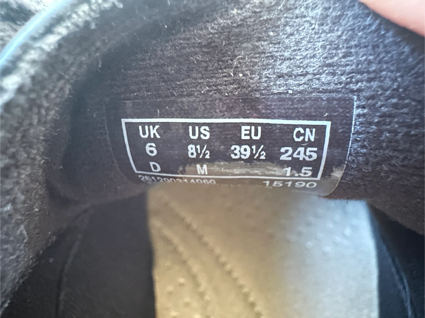 NEW WITH TAGS!  CLARKS Women’s Leather Shoes - US 8.5 - photo 3