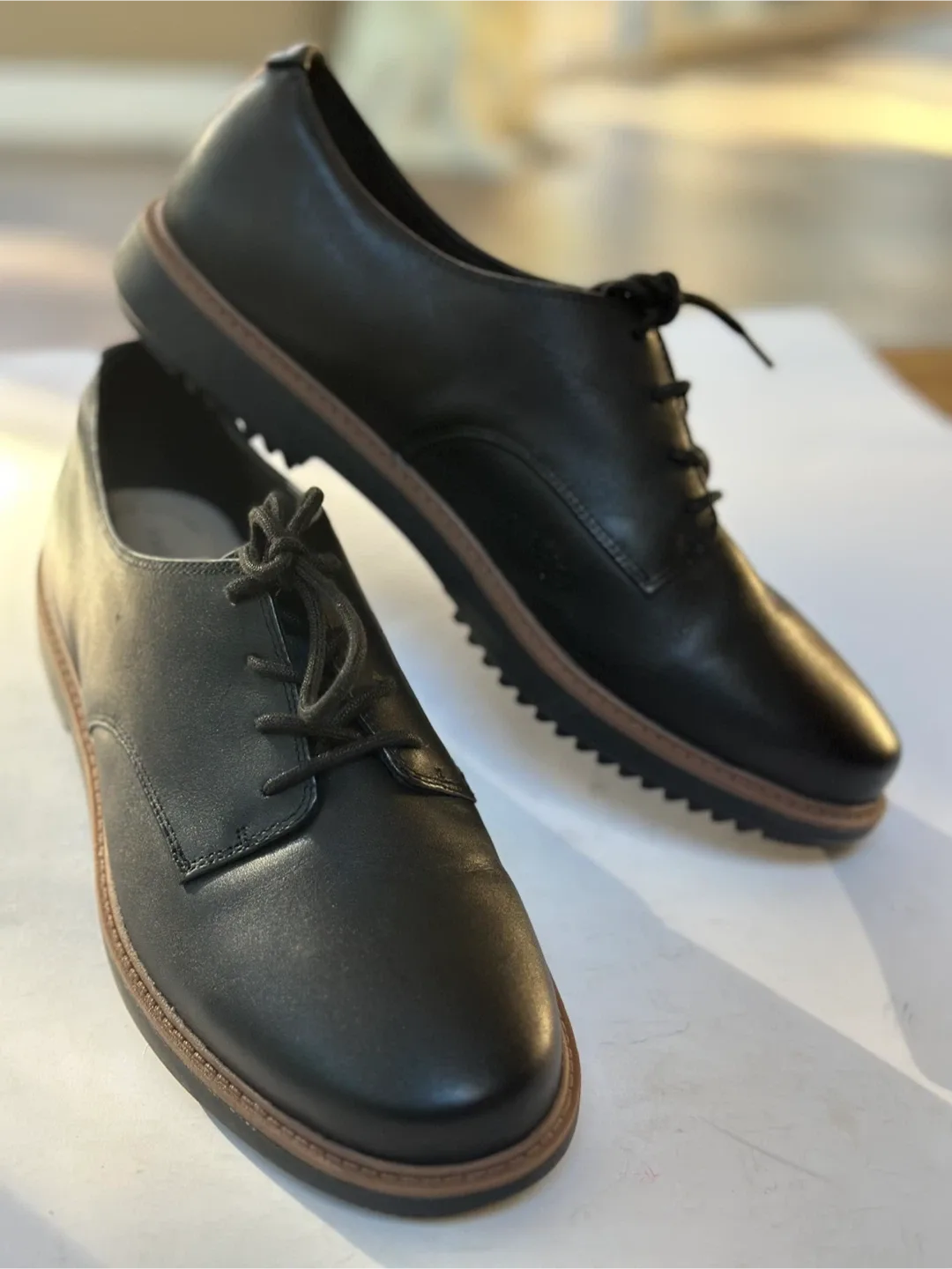 NEW WITH TAGS!  CLARKS Women’s Leather Shoes - US 8.5 image indicator(9)