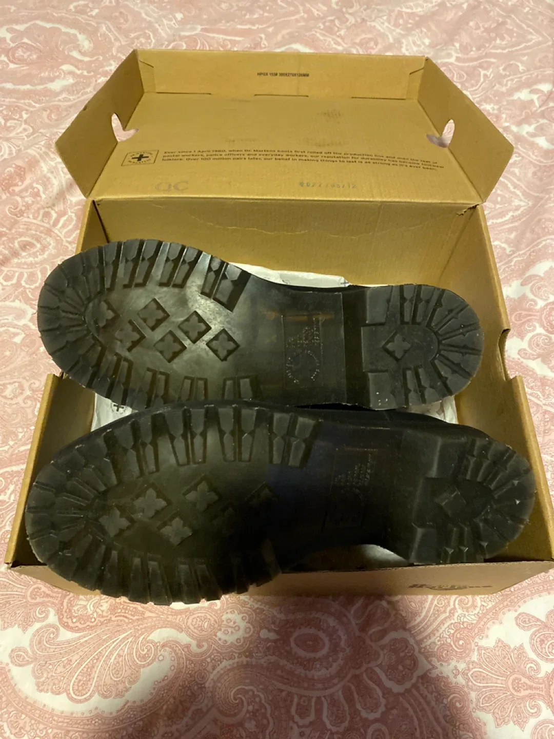 Dr. Martens 2976 Leonore Fur-Lined Chelsea Boots - US 7 image indicator(3)