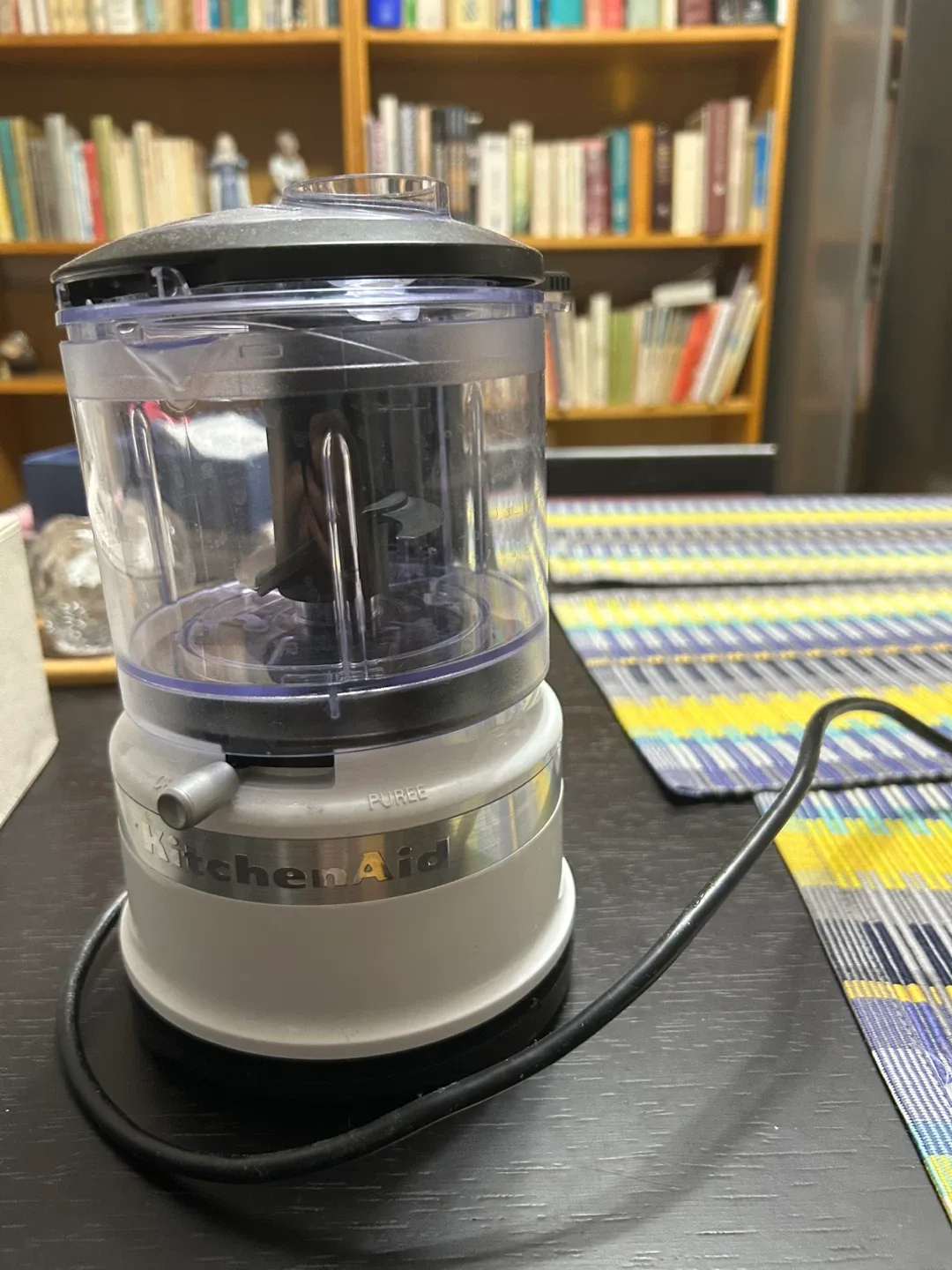 KitchenAid KFC3516WH 3.5 Cup Mini Food Processor image indicator(2)