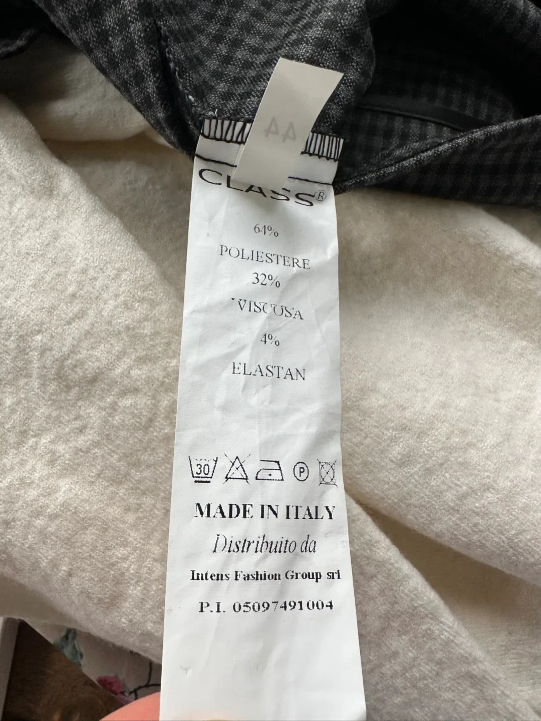 CLASS Made in Italy Vest + Dress Pants - Size 44 image indicator(9)