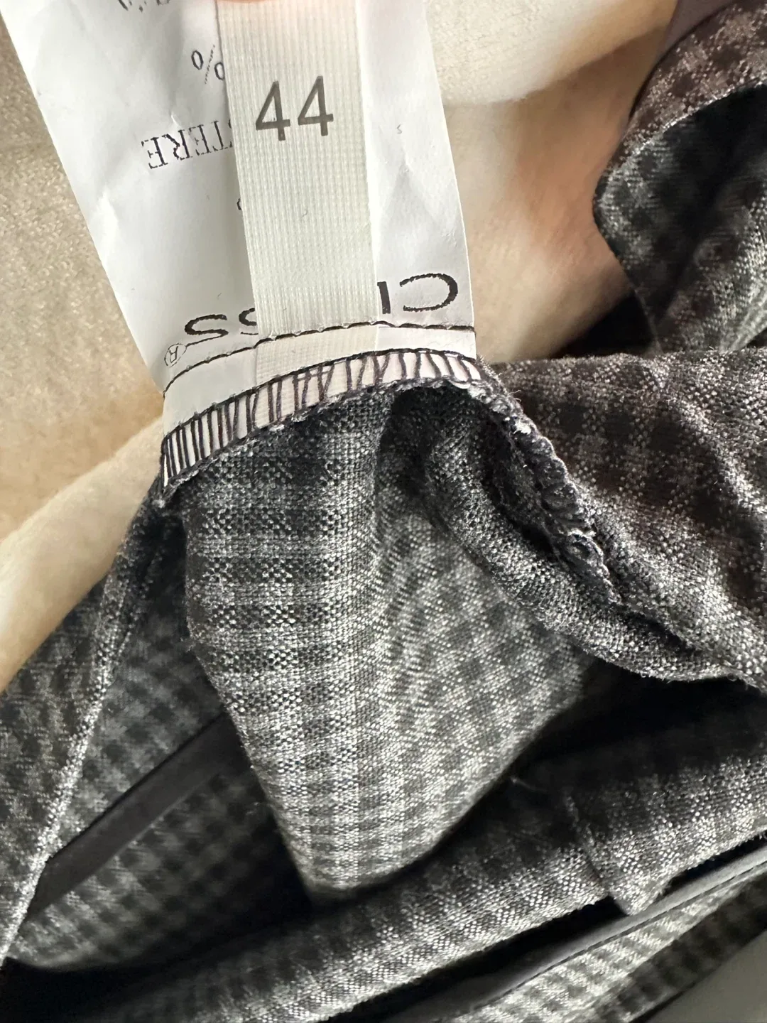 CLASS Made in Italy Vest + Dress Pants - Size 44 image indicator(10)