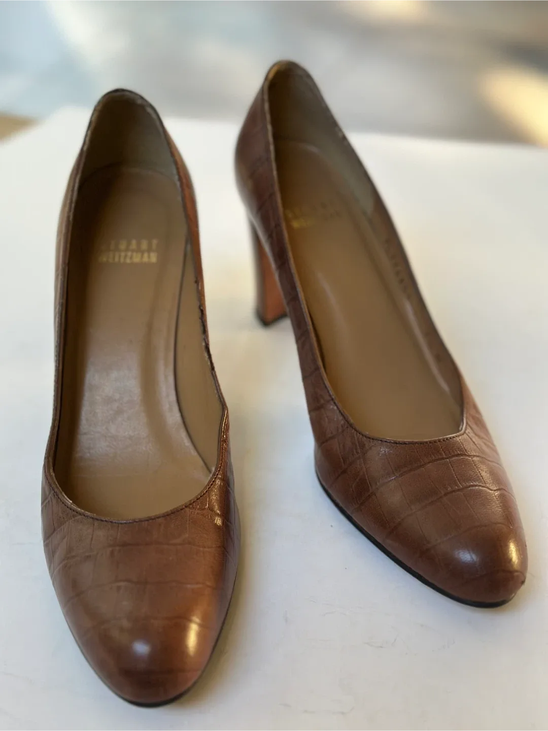 STUART WEITZMAN Brown Leather Heels, Size 7.5 image indicator(2)