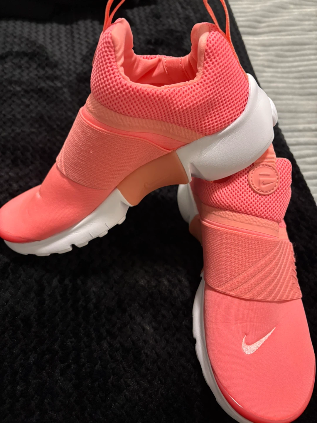 Nike Presto Fly  Shoes - Size 3Y - Coral - photo 2