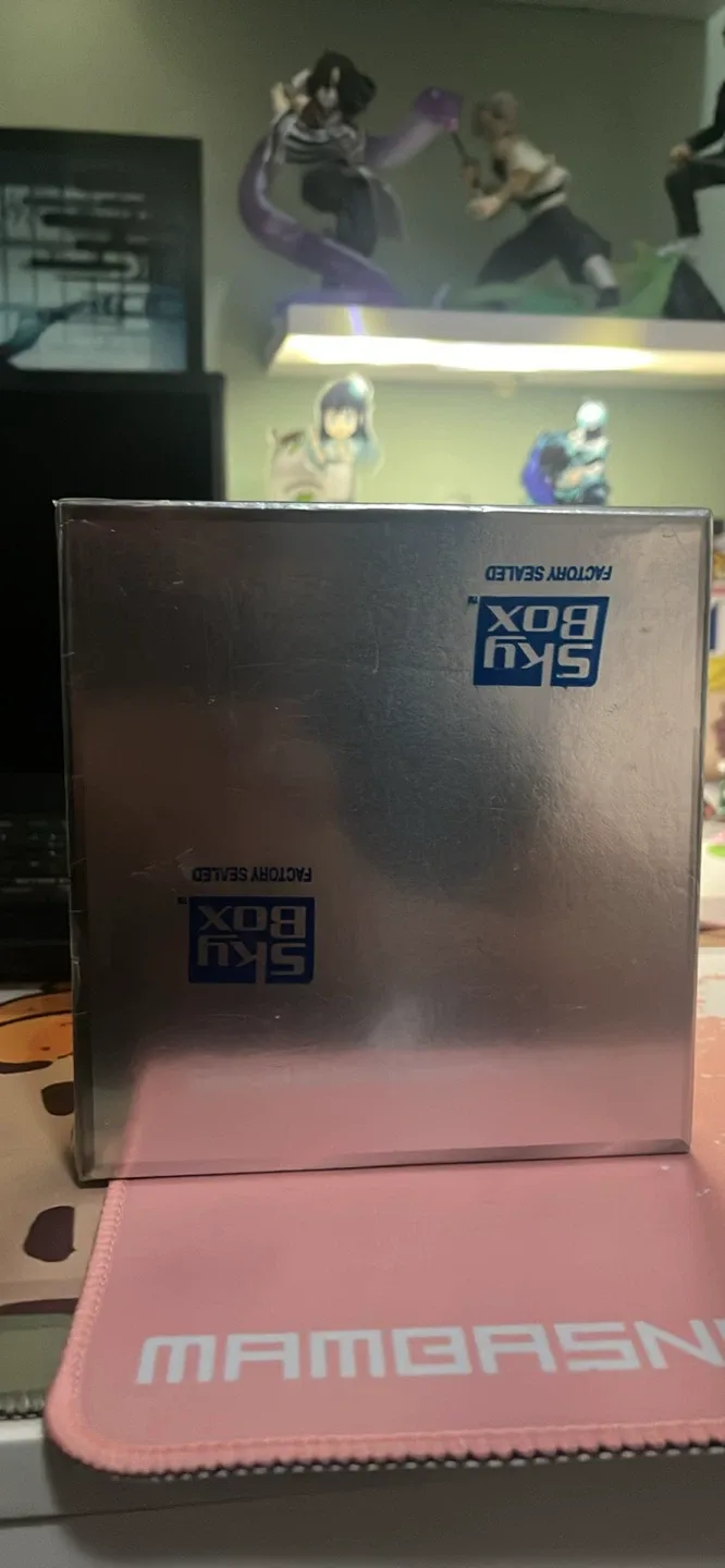 SkyBox Superman Platinum Series Factory Sealed image indicator(4)