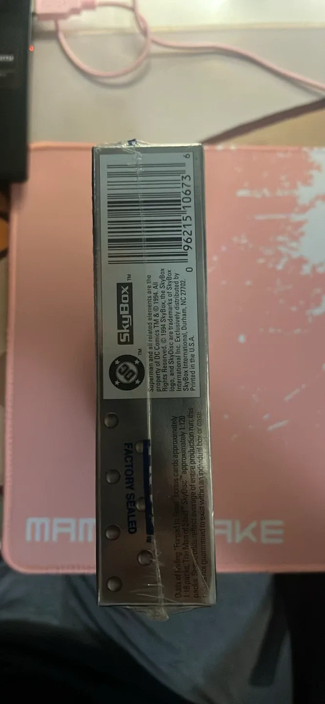 SkyBox Superman Platinum Series Factory Sealed image indicator(3)