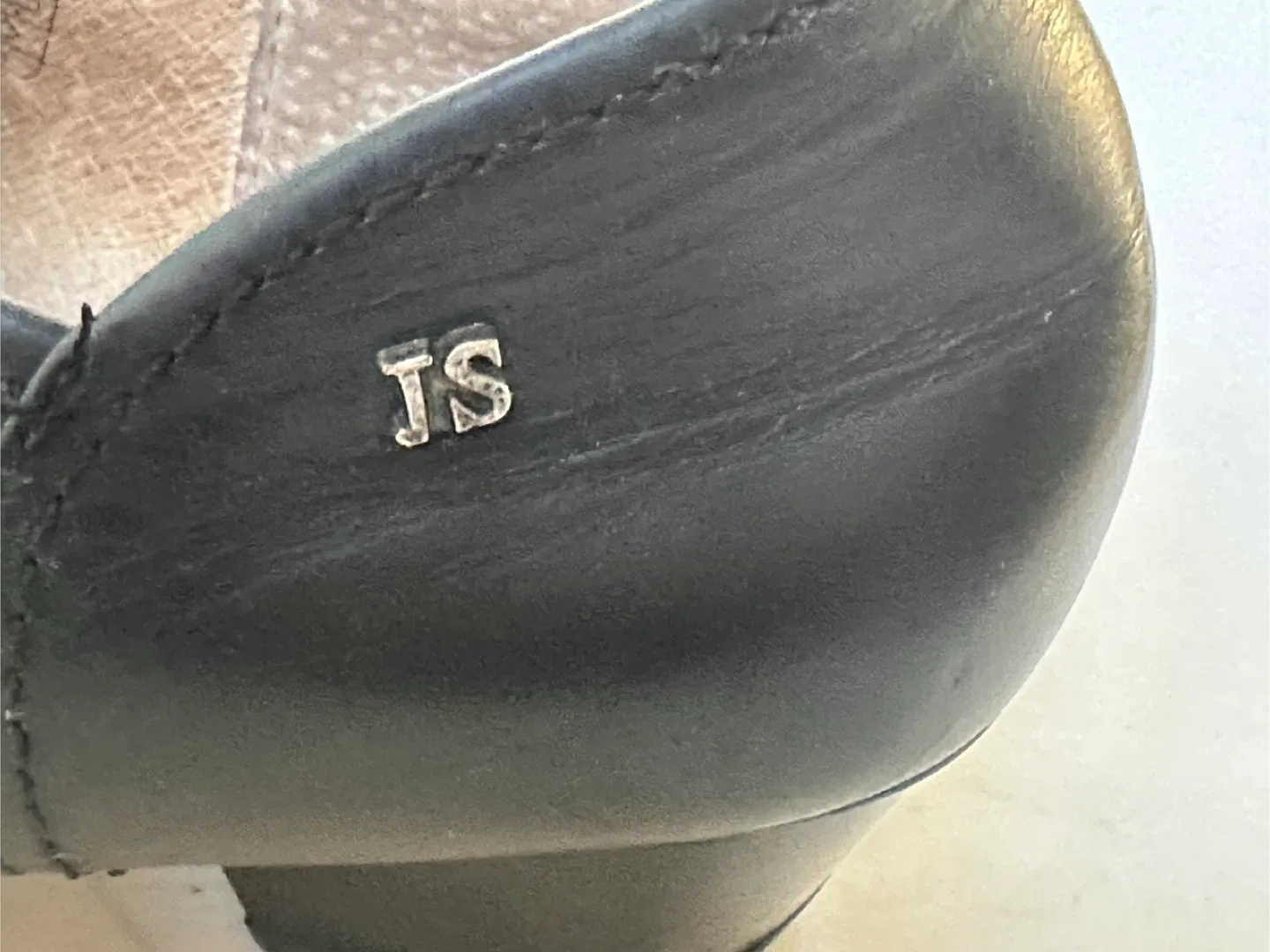 JOSEF SEIBEL  Black Leather slip on Shoes. Size: 39/ US 8-8.5 image indicator(3)