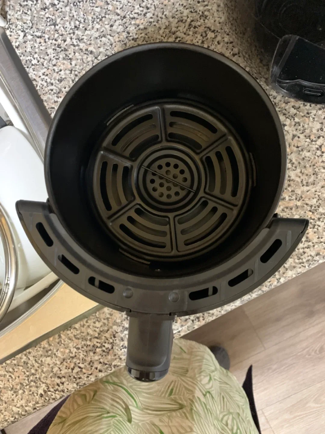 Frigidaire Air Fryer , like new image indicator(4)