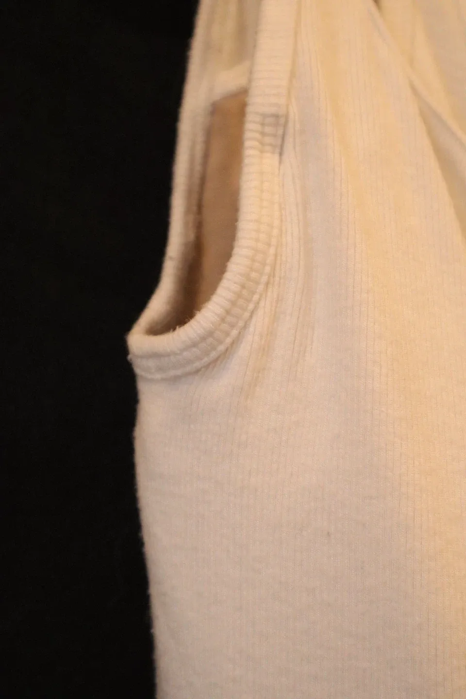 Lululemon Tank Top image indicator(5)