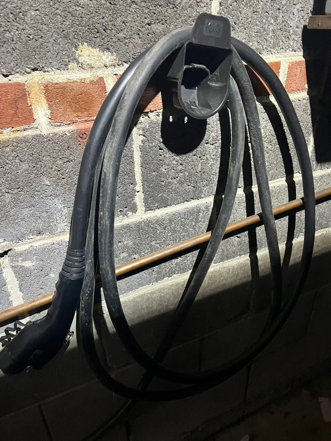 Grizzl-E EV Charger 14-50 smart charger Nema image indicator(3)