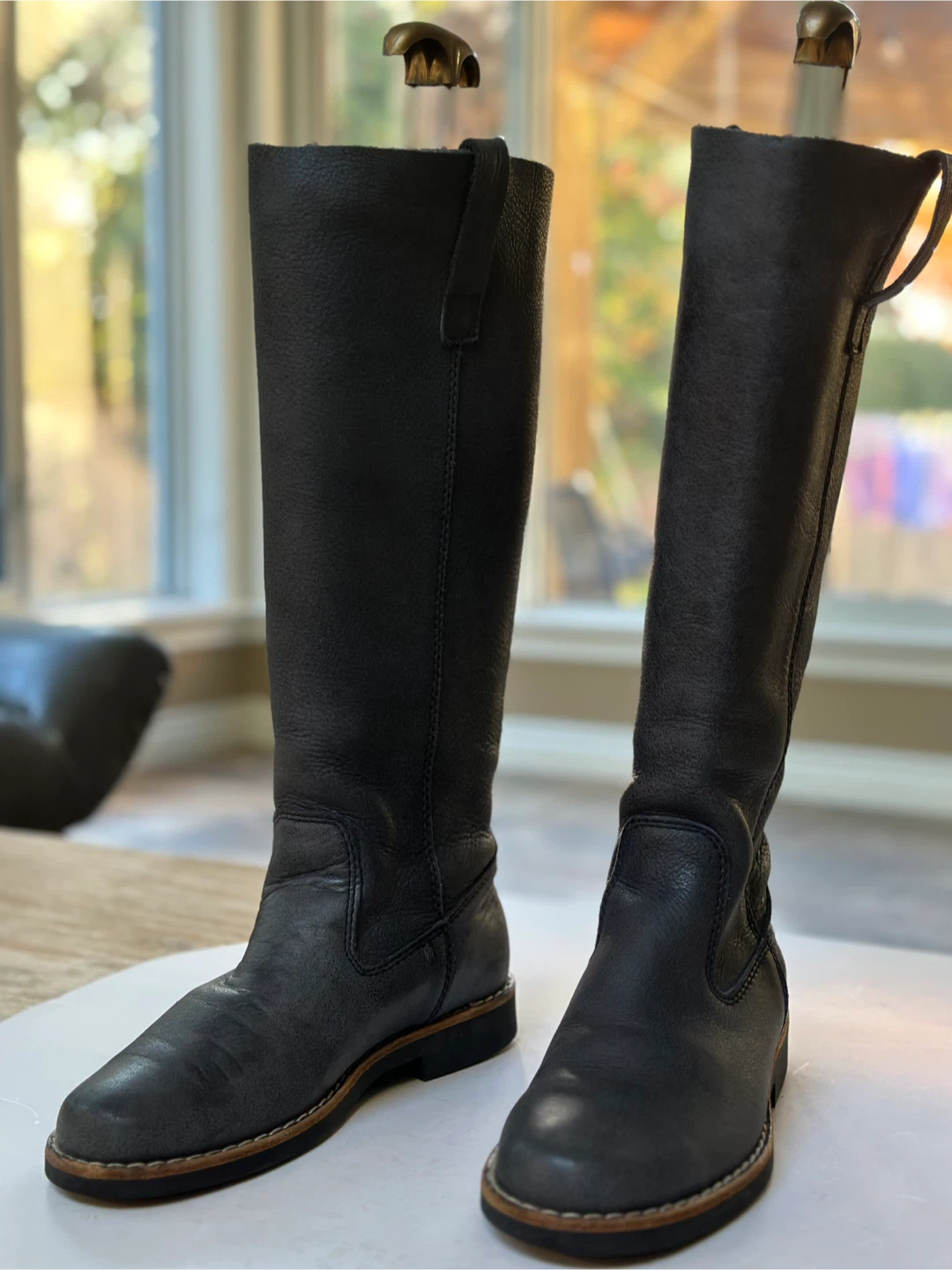 ROOTS  Knee High Nubuck Leather Boots - size 8