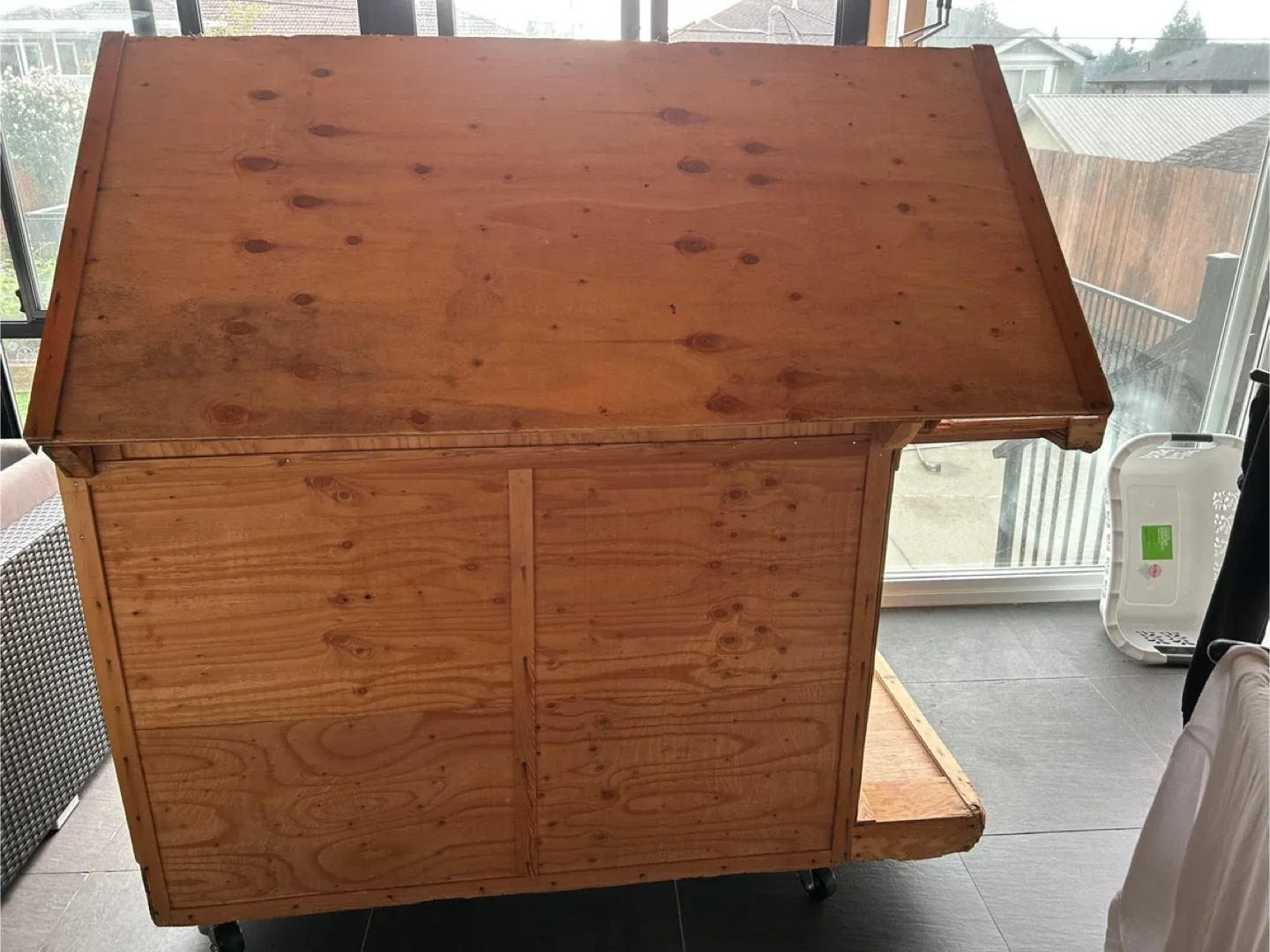 Wooden Dog House image indicator(3)