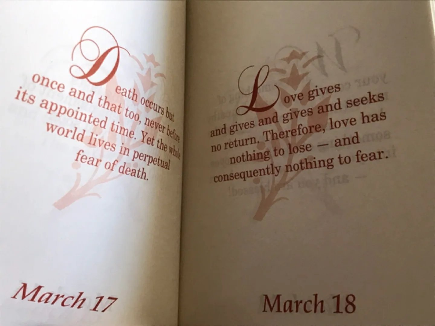 Daily Inspiration: A Thought for Every Day of the Year ✨BOOK image indicator(5)