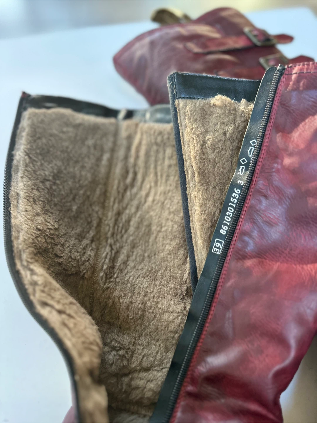 REMONTE Knee-High vegan leather Boots - Size EUR 39/ US 8-8.5 - photo 4