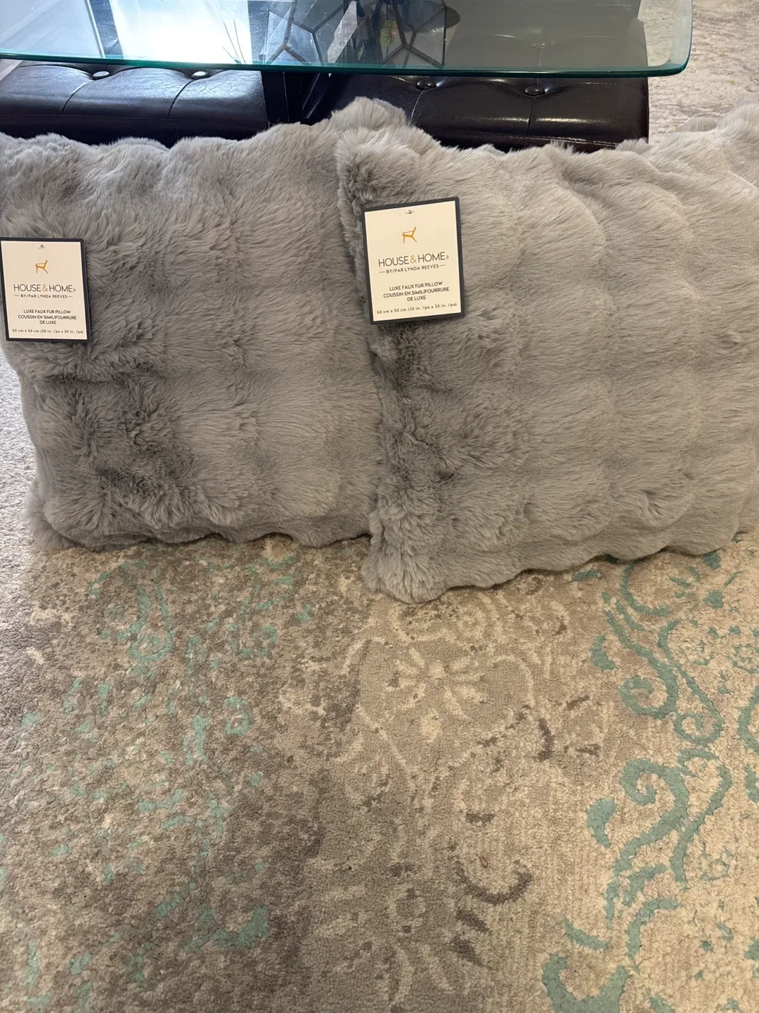 HOUSE & HOME Luxe Faux Fur Pillow 20x20 Gray image indicator(3)