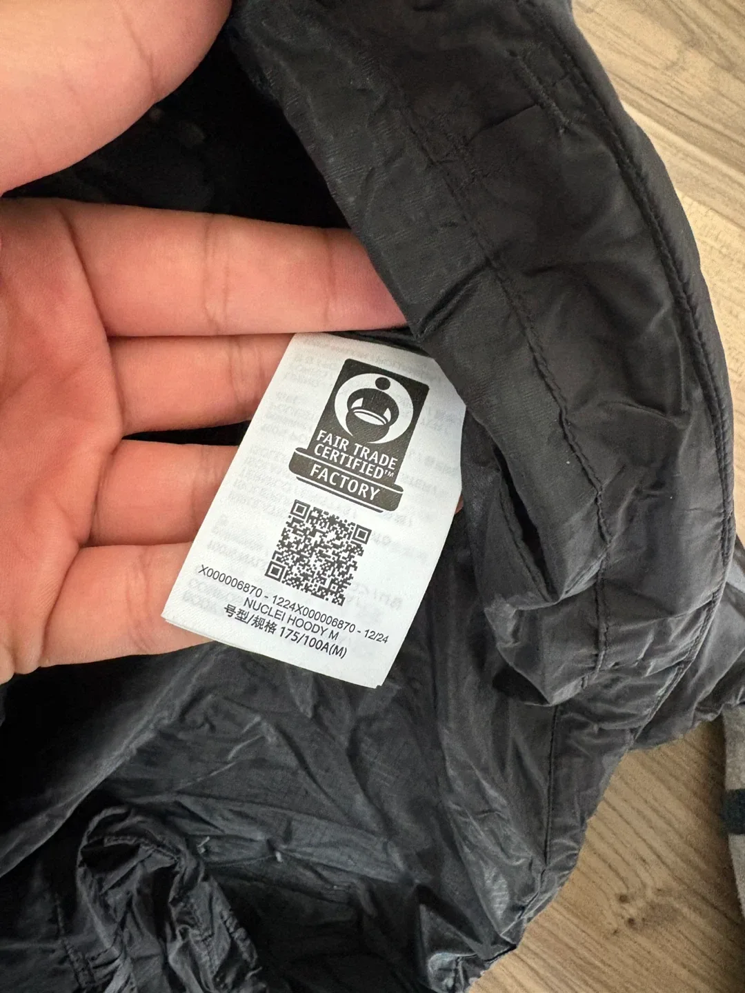 Arc'teryx Nuclei Hoody - Size M - Black image indicator(3)