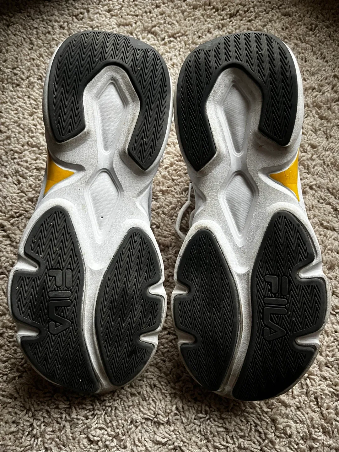 Fila White Sneakers US 9 image indicator(4)