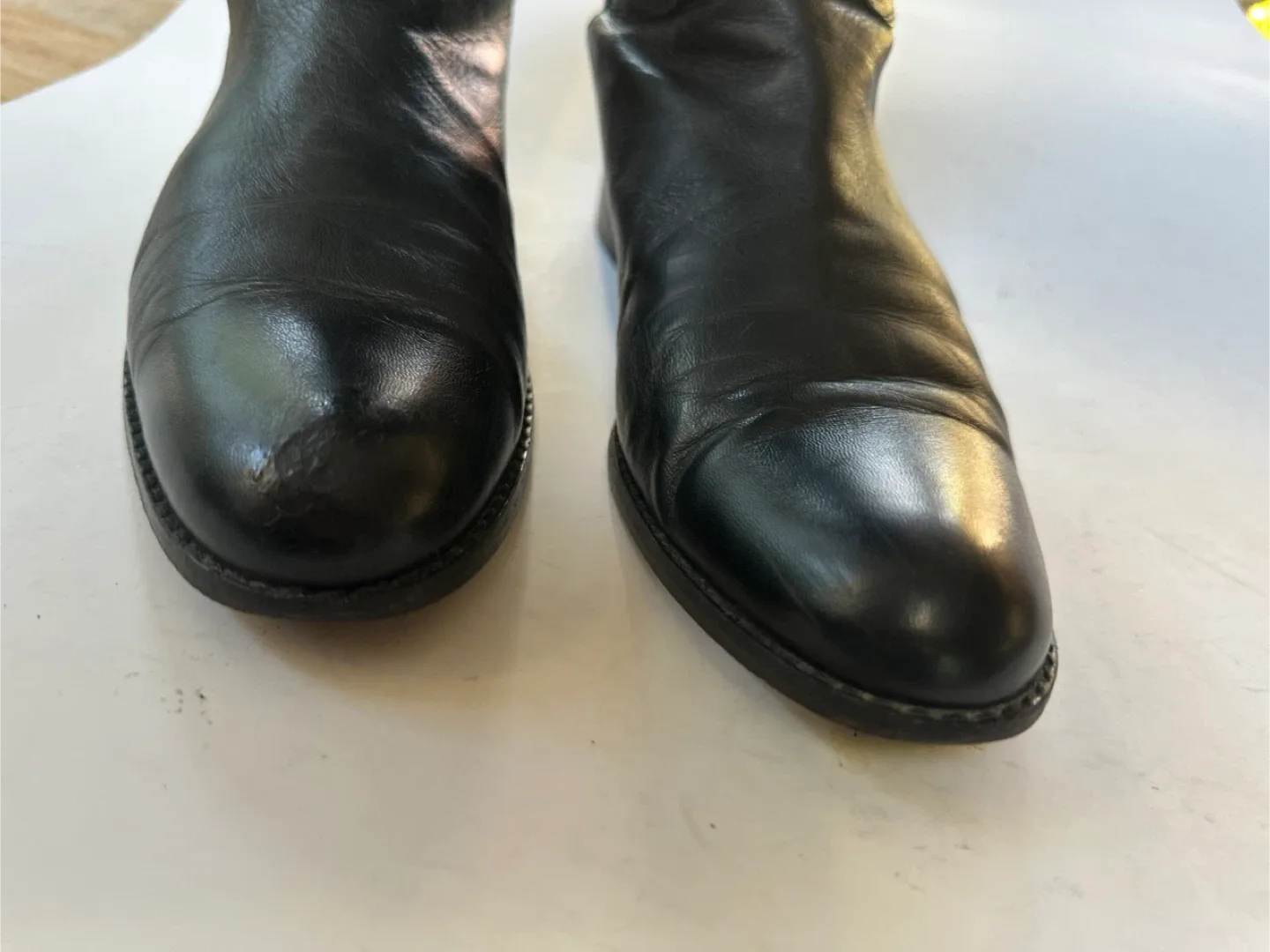 Luxury Leather Knee-High Boots Size EUR 38.5  / US 7.5 image indicator(2)