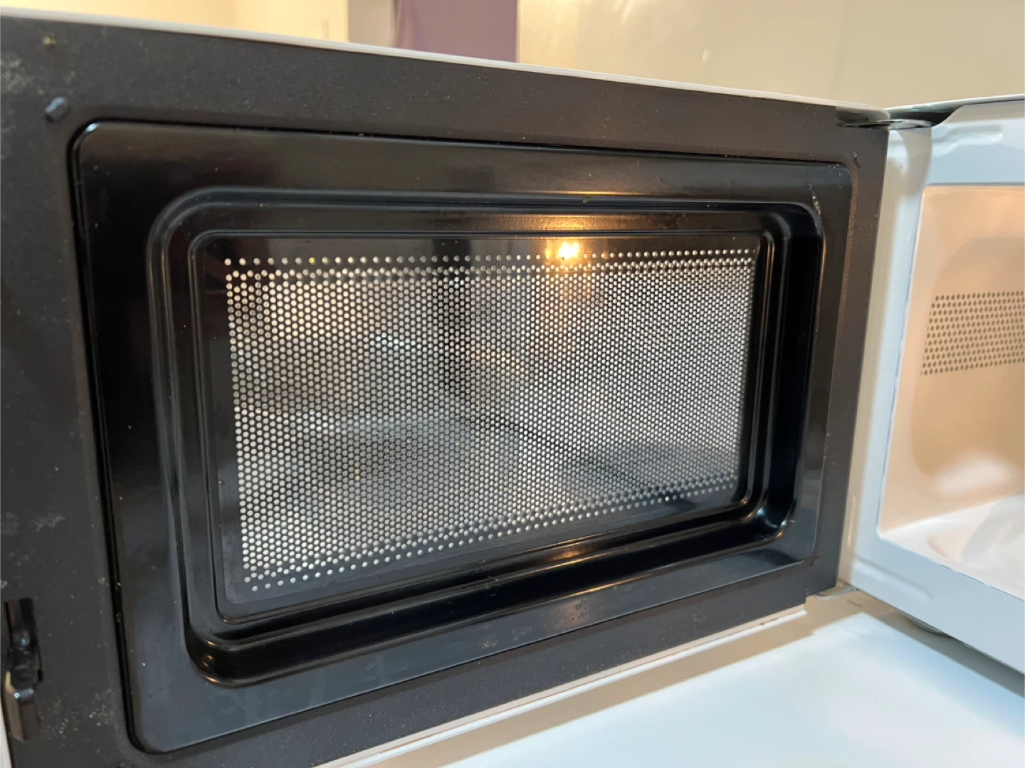 Microwave Oven