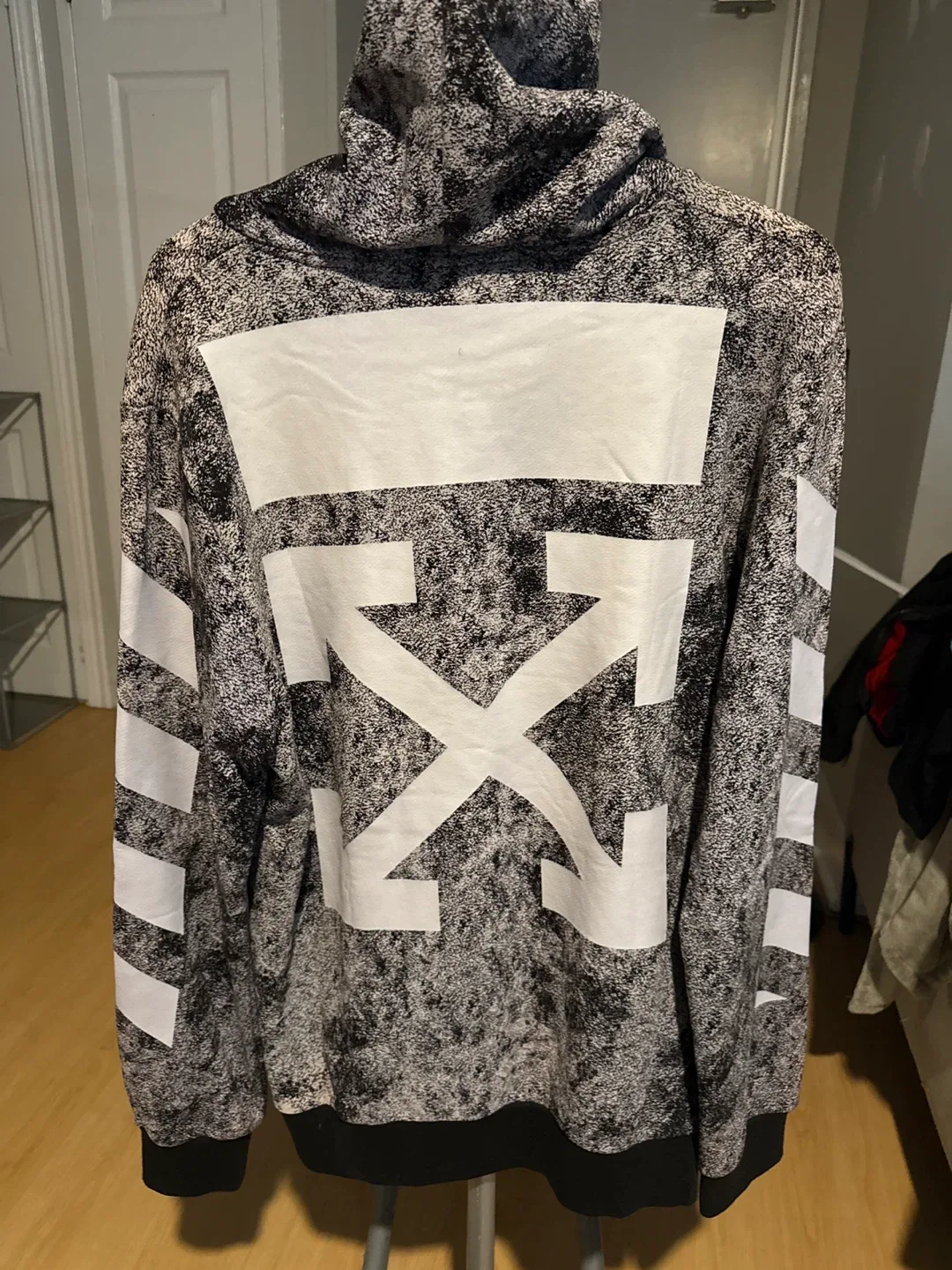 Off-White Marble Print Hoodie image indicator(2)